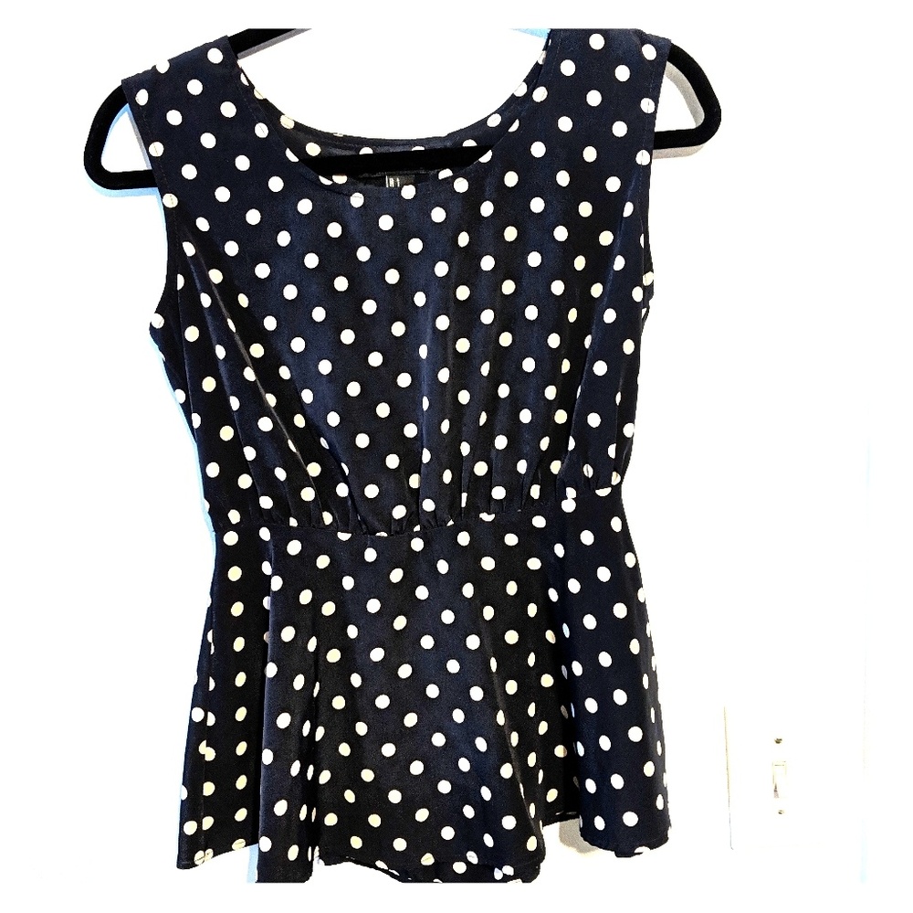 Forever 21 Peplum polka dot top. S